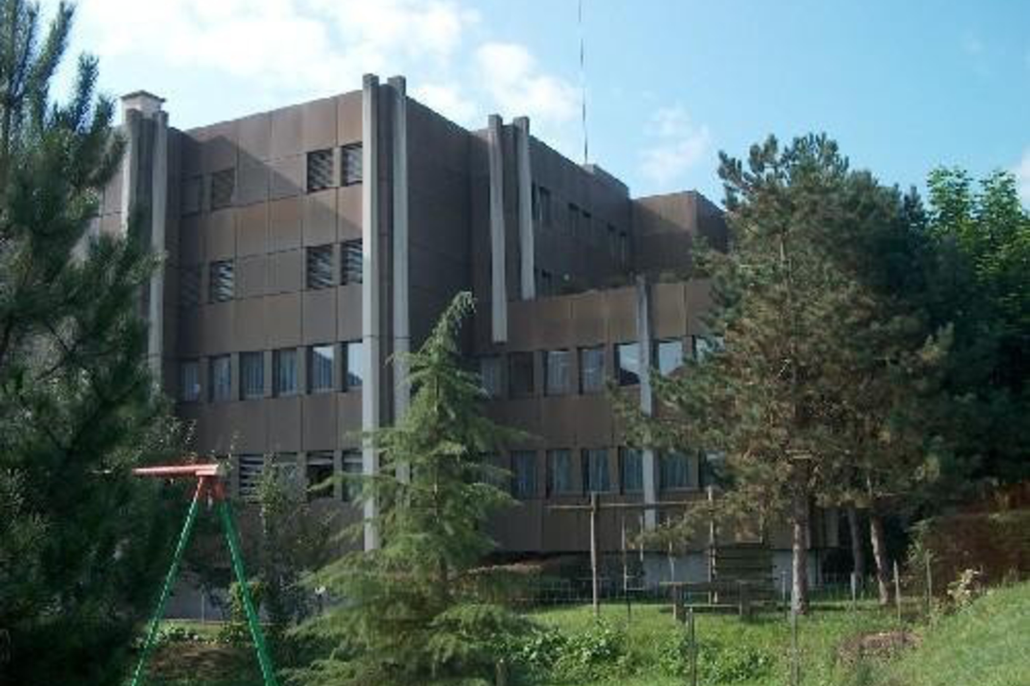 Rue Auguste-Cuenin 15